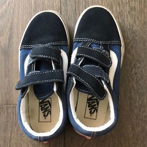 Vans Kids Old Skool V Navy and White Size 13.5 - $25